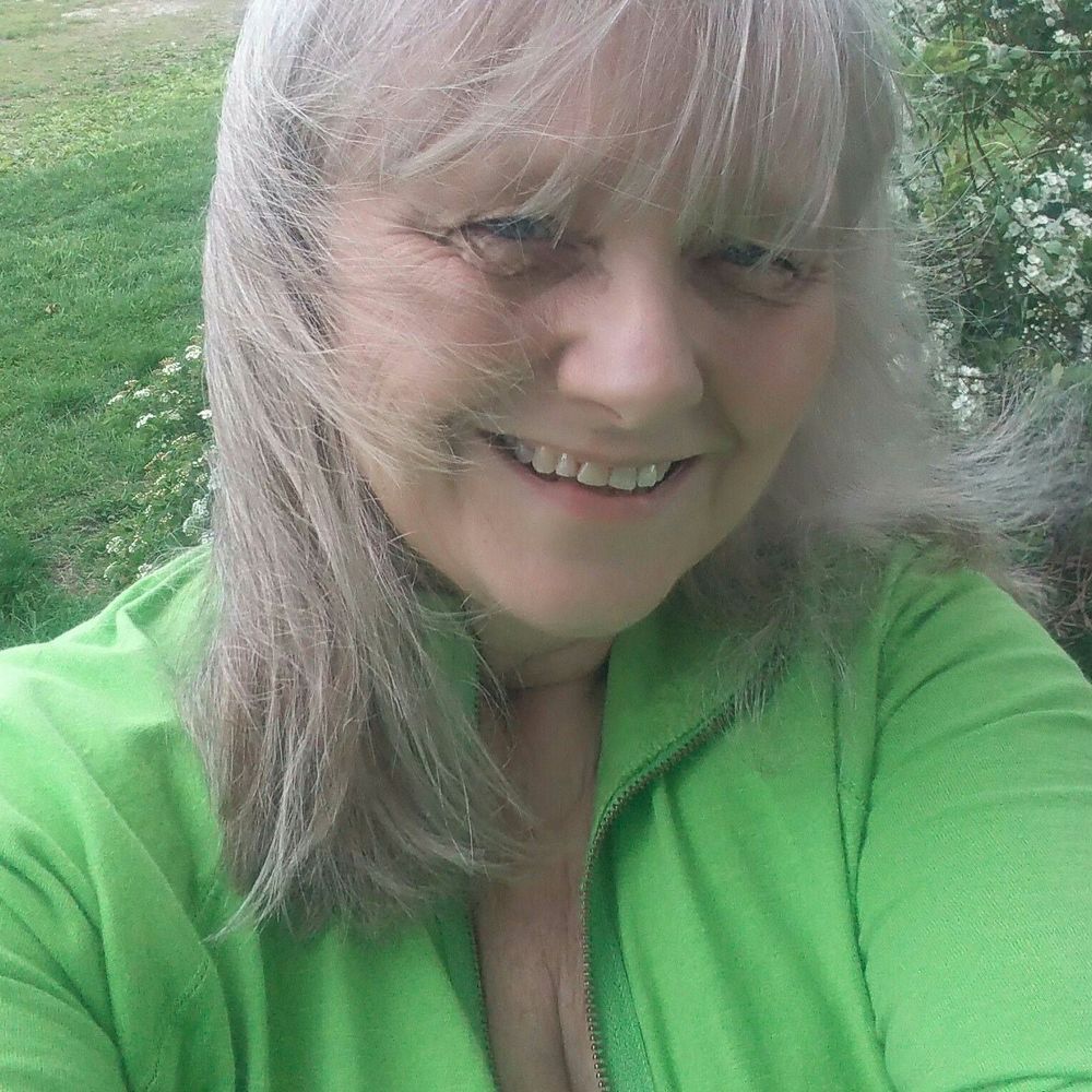 Meet your Posher, Connie